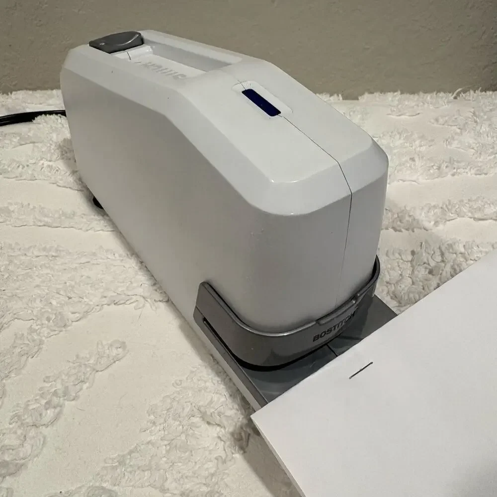 BOSTITCH IMPULSE Electric Stapler White Sz OS Model 02011 Desktop Home Office